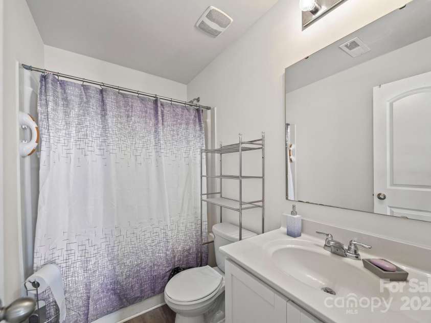 635 Scarlet Leaf Lane, Oakboro, NC 28129.  MLS# CAR4315133, YatesRealty ID 29727. 