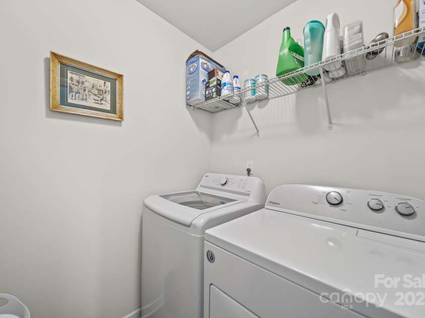 635 Scarlet Leaf Lane, Oakboro, NC 28129.  MLS# CAR4315133, YatesRealty ID 29727. 