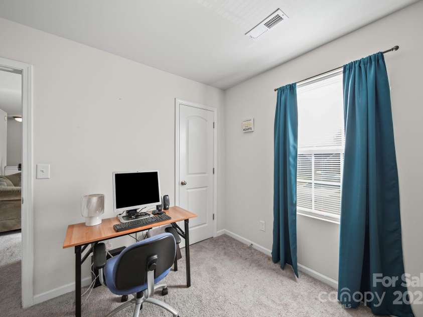 635 Scarlet Leaf Lane, Oakboro, NC 28129.  MLS# CAR4315133, YatesRealty ID 29727. 