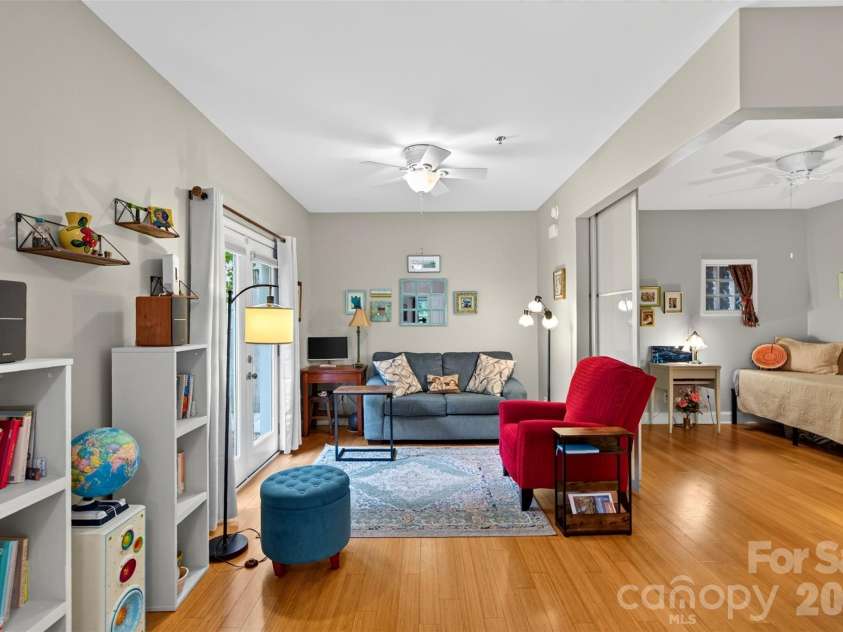 600 Skyloft Drive, Asheville, NC 28801.  MLS# CAR4412438, YatesRealty ID 29728. 