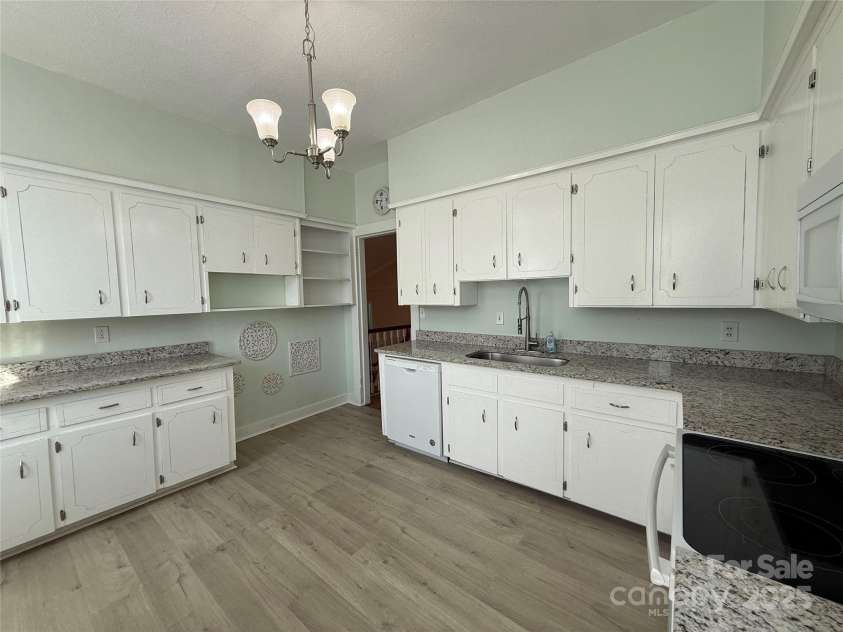 215 Church Street, Edgefield, SC 29824.  MLS# CAR4304133, YatesRealty ID 2973. 