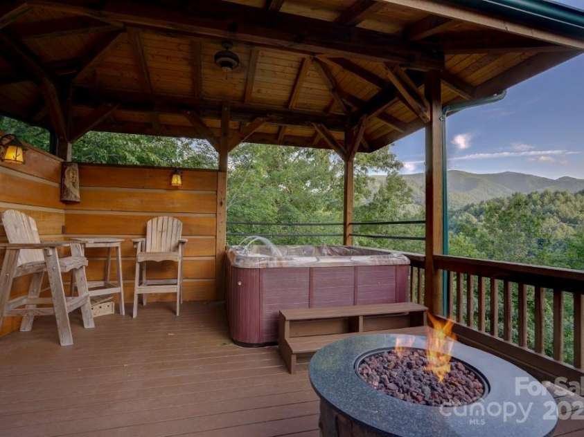 2150 Shellstand Road, Almond, NC 28702.  MLS# CAR4239523, YatesRealty ID 2973. 