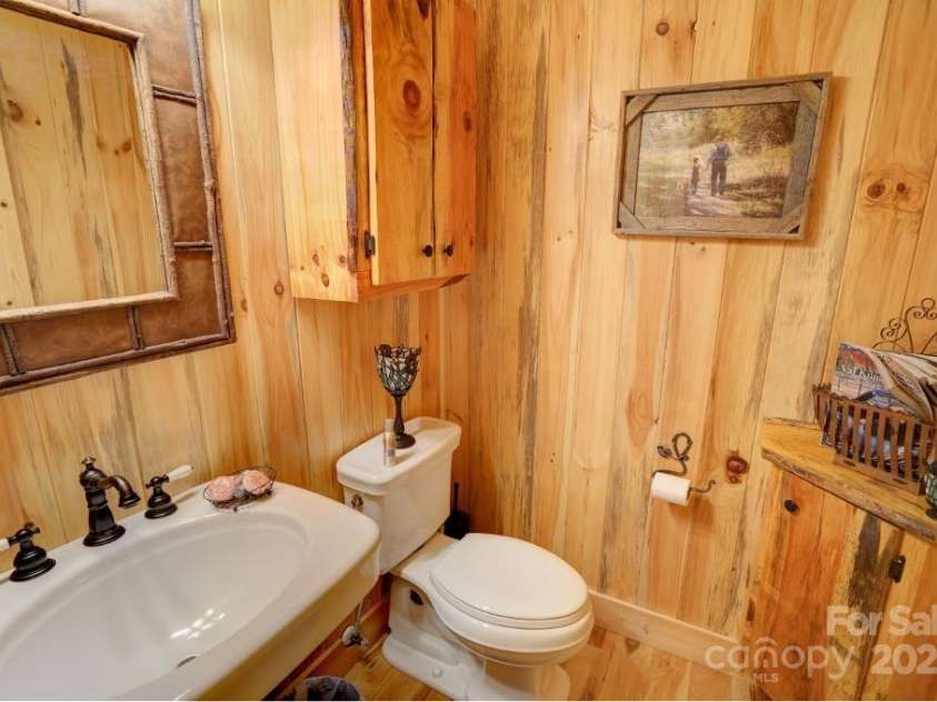 2150 Shellstand Road, Almond, NC 28702.  MLS# CAR4239523, YatesRealty ID 2973. 