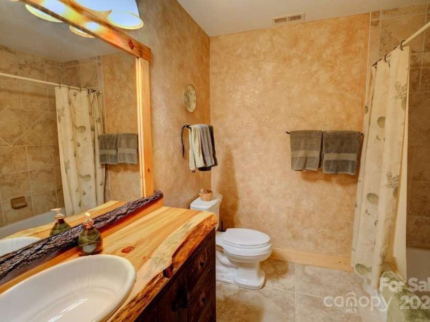 2150 Shellstand Road, Almond, NC 28702.  MLS# CAR4239523, YatesRealty ID 2973. 