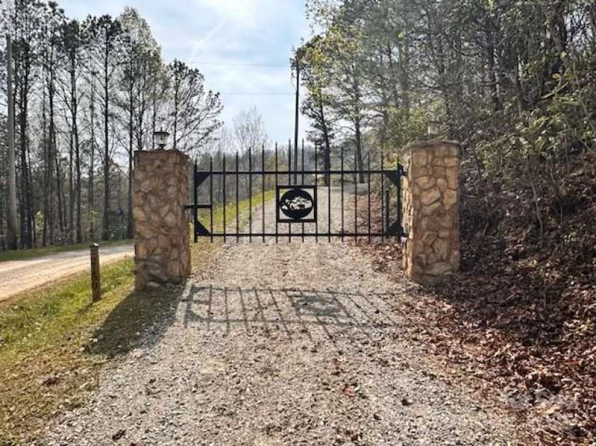 2150 Shellstand Road, Almond, NC 28702.  MLS# CAR4239523, YatesRealty ID 2973. 