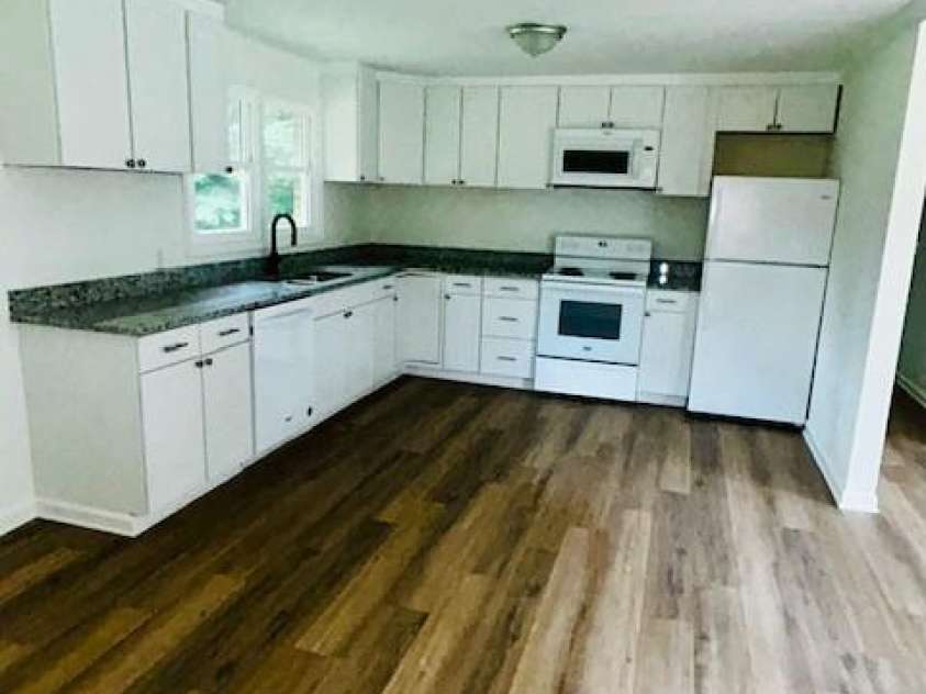400 Ponderosa Road, Stanley, NC 28164.  MLS# CAR4388846, YatesRealty ID 29730. 