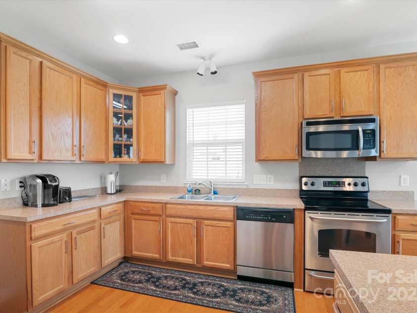 8837 Goldfields Drive, Charlotte, NC 28227.  MLS# CAR4287633, YatesRealty ID 29730. 