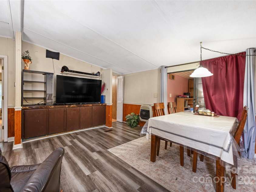 140 Silverlining Road, Mooresville, NC 28117.  MLS# CAR4280516, YatesRealty ID 29731. 