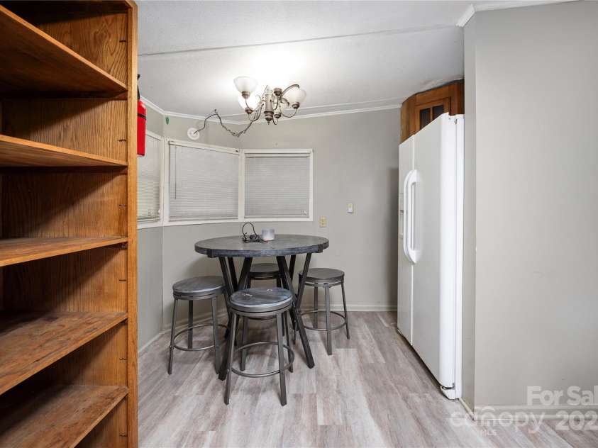 140 Silverlining Road, Mooresville, NC 28117.  MLS# CAR4280516, YatesRealty ID 29731. 