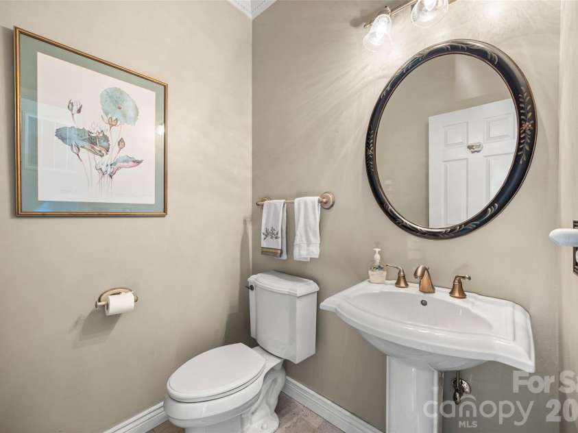 14002 Harlequin Drive, Charlotte, NC 28273.  MLS# CAR4382461, YatesRealty ID 29731. 