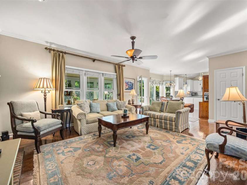 14002 Harlequin Drive, Charlotte, NC 28273.  MLS# CAR4382461, YatesRealty ID 29731. 