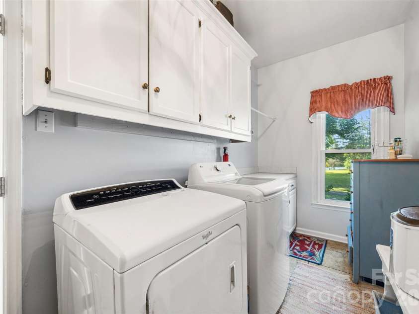 14002 Harlequin Drive, Charlotte, NC 28273.  MLS# CAR4382461, YatesRealty ID 29731. 