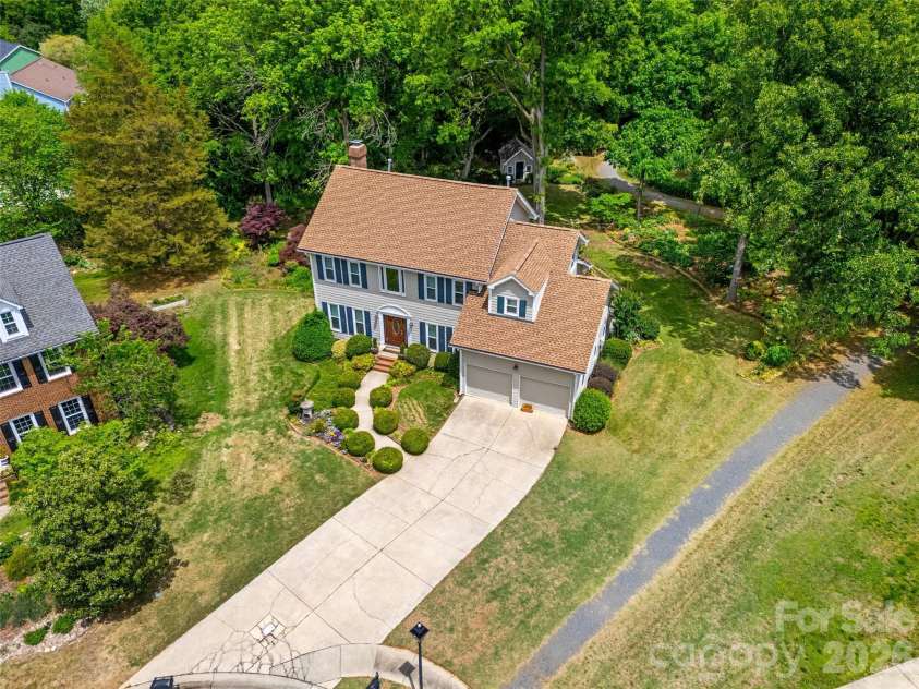 14002 Harlequin Drive, Charlotte, NC 28273.  MLS# CAR4382461, YatesRealty ID 29731. 