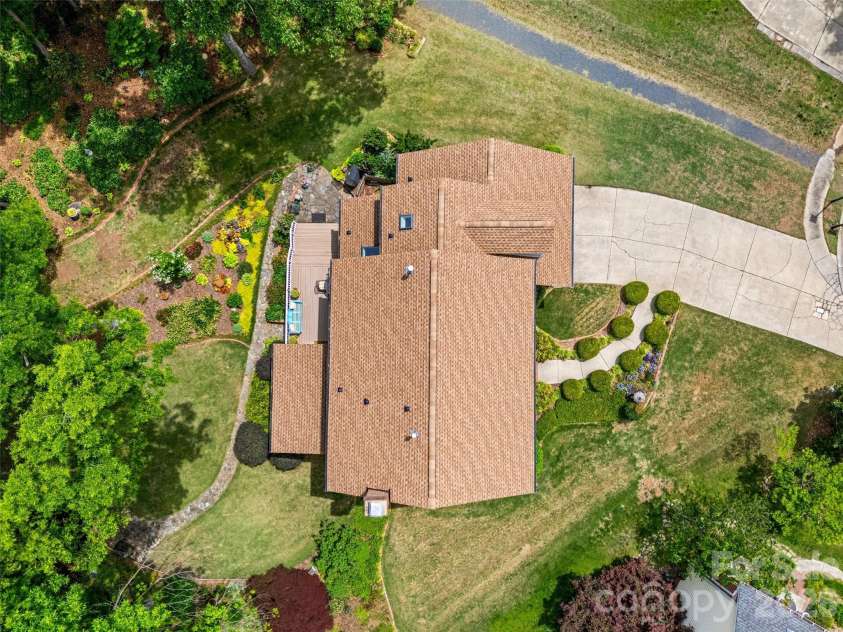 14002 Harlequin Drive, Charlotte, NC 28273.  MLS# CAR4382461, YatesRealty ID 29731. 