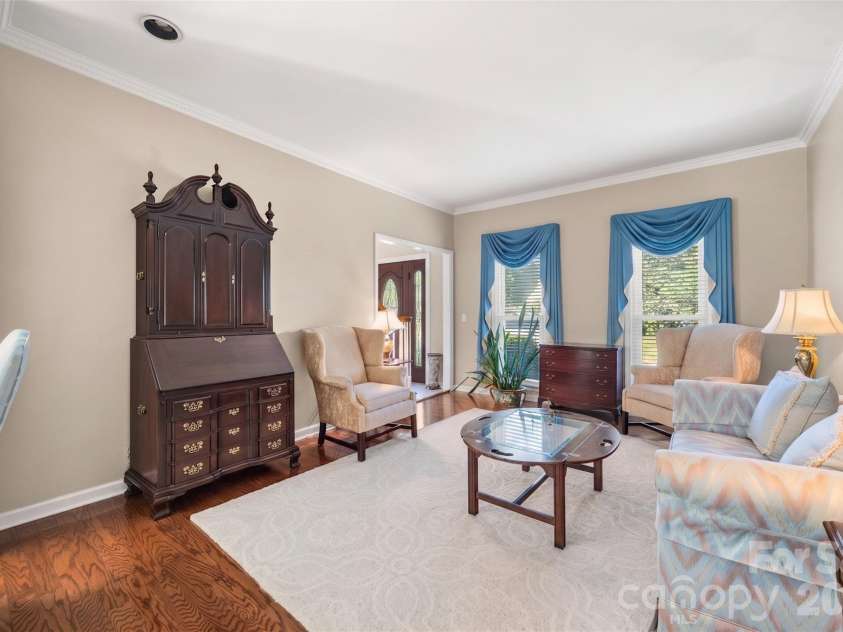 14002 Harlequin Drive, Charlotte, NC 28273.  MLS# CAR4382461, YatesRealty ID 29731. 