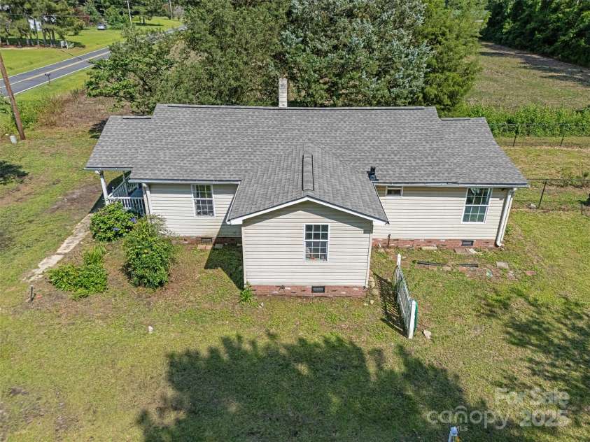 944 Cain Road, St Pauls, NC 28384.  MLS# CAR4284054, YatesRealty ID 29732. 