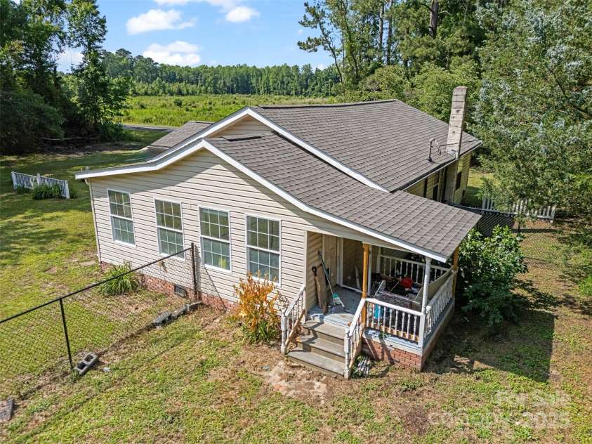 944 Cain Road, St Pauls, NC 28384.  MLS# CAR4284054, YatesRealty ID 29732. 