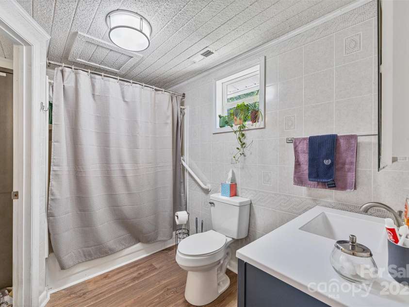 944 Cain Road, St Pauls, NC 28384.  MLS# CAR4284054, YatesRealty ID 29732. 