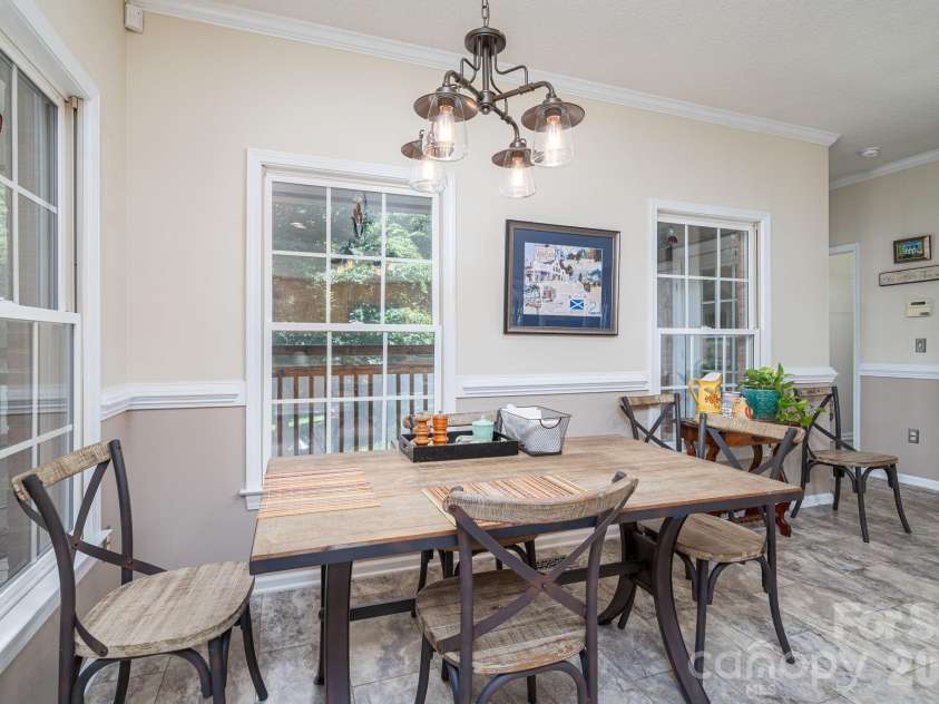 170 Windsor Drive, Taylorsville, NC 28681.  MLS# CAR4389564, YatesRealty ID 29733. 