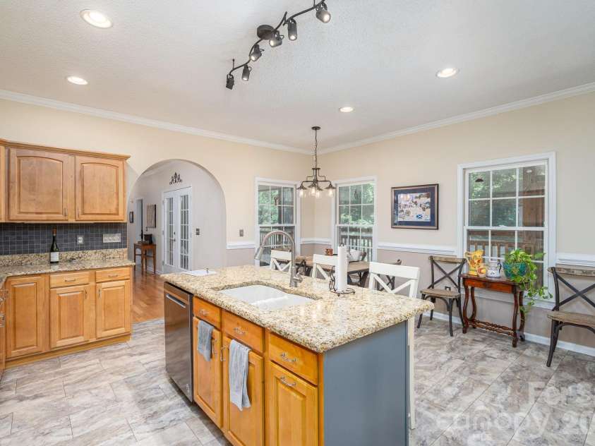 170 Windsor Drive, Taylorsville, NC 28681.  MLS# CAR4389564, YatesRealty ID 29733. 