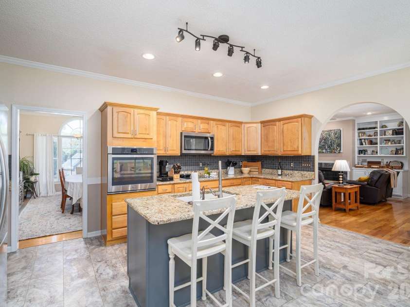 170 Windsor Drive, Taylorsville, NC 28681.  MLS# CAR4389564, YatesRealty ID 29733. 