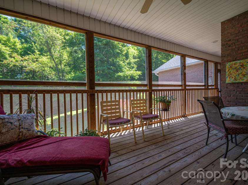 170 Windsor Drive, Taylorsville, NC 28681.  MLS# CAR4389564, YatesRealty ID 29733. 