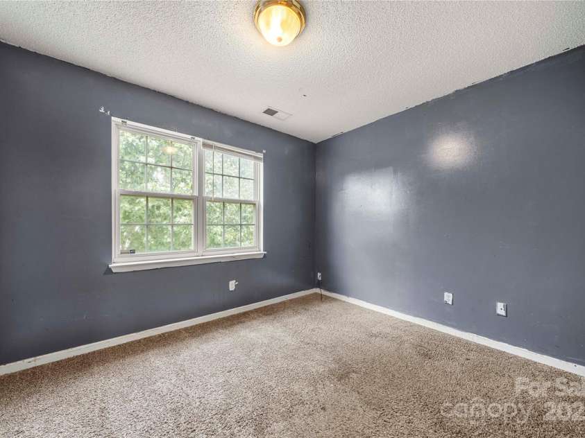 4033 Lakota Court, Charlotte, NC 28269.  MLS# CAR4286797, YatesRealty ID 29733. 2nd bedroom