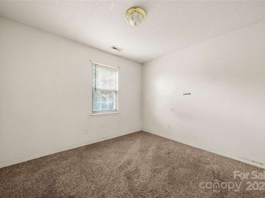 4033 Lakota Court, Charlotte, NC 28269.  MLS# CAR4286797, YatesRealty ID 29733. 3rd bedroom
