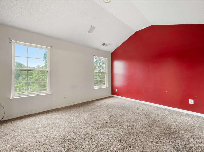 4033 Lakota Court, Charlotte, NC 28269.  MLS# CAR4286797, YatesRealty ID 29733. 