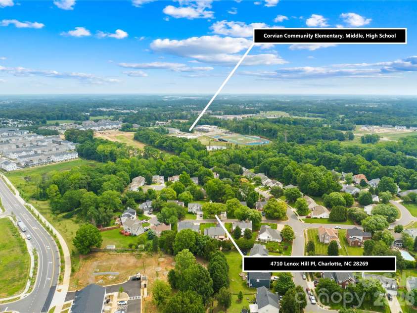 4710 Lenox Hill Place, Charlotte, NC 28269.  MLS# CAR4384984, YatesRealty ID 29734. 