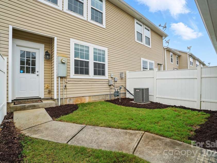 8230 Viewpoint Lane, Cornelius, NC 28031.  MLS# CAR4263809, YatesRealty ID 29734. Rear Entrance