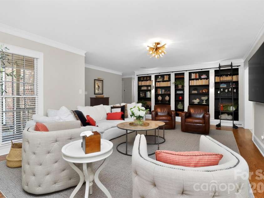 300 Quill Lane, Matthews, NC 28105.  MLS# CAR4391176, YatesRealty ID 29735. 