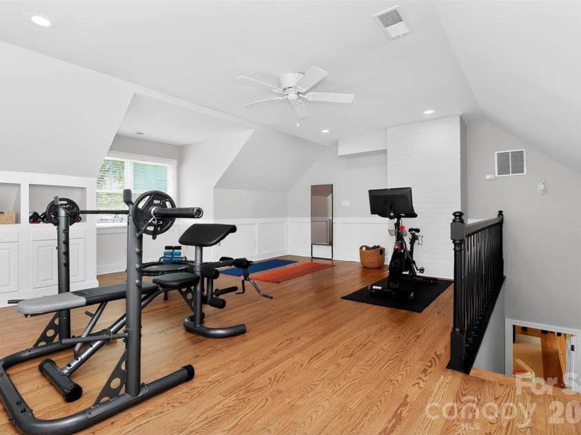 300 Quill Lane, Matthews, NC 28105.  MLS# CAR4391176, YatesRealty ID 29735. 