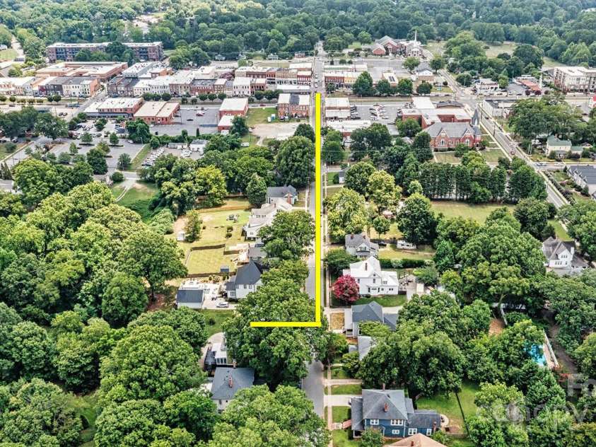 345 Center Avenue, Mooresville, NC 28115.  MLS# CAR4283035, YatesRealty ID 29735. 2 Blocks from Main Street