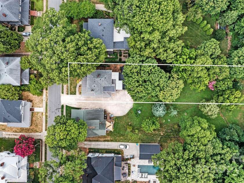 345 Center Avenue, Mooresville, NC 28115.  MLS# CAR4283035, YatesRealty ID 29735. 