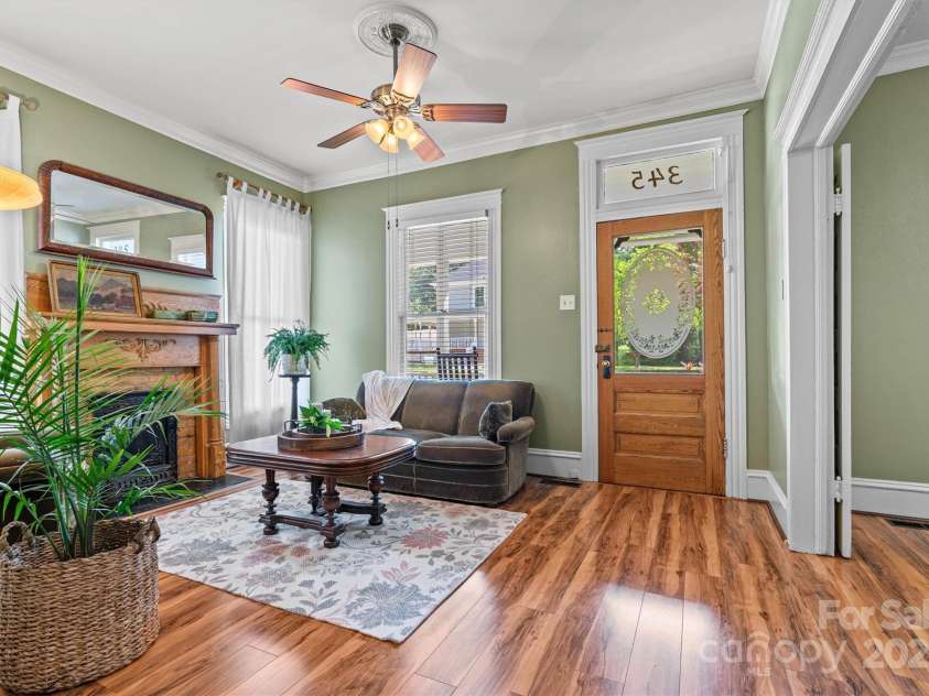 345 Center Avenue, Mooresville, NC 28115.  MLS# CAR4283035, YatesRealty ID 29735. 