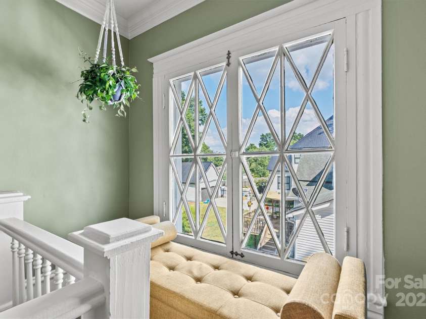 345 Center Avenue, Mooresville, NC 28115.  MLS# CAR4283035, YatesRealty ID 29735. 