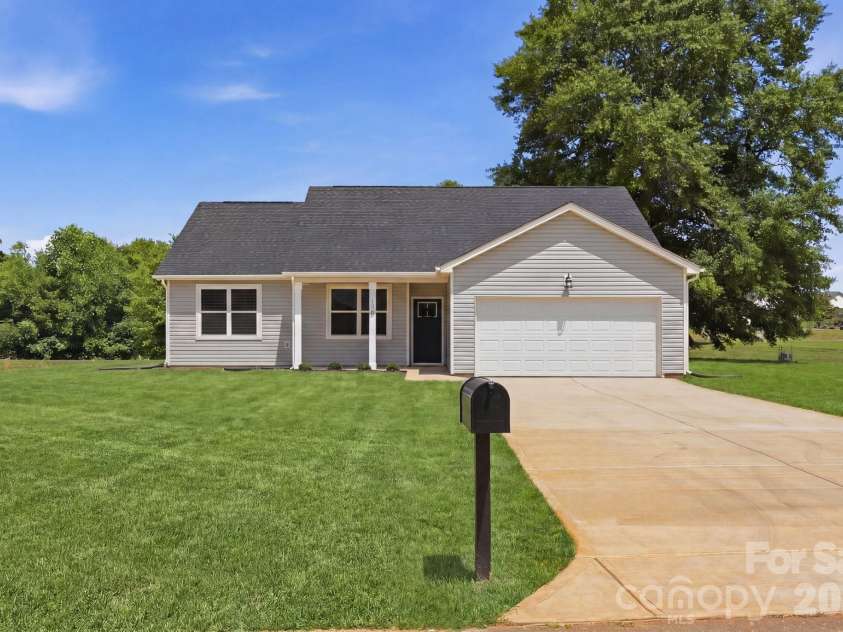 126 Chambwood Lane, Shelby, NC 28152.  MLS# CAR4379232, YatesRealty ID 29736. Spacious .76 acre lot