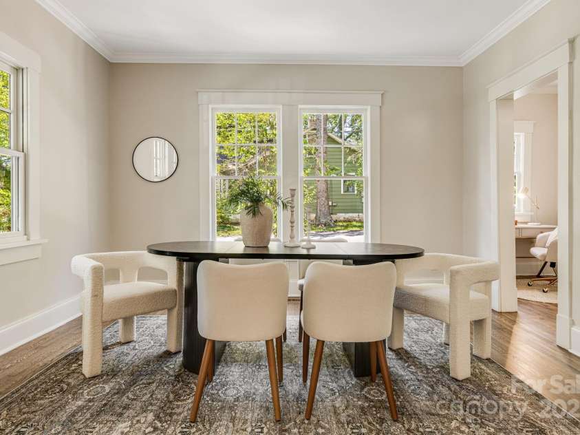 7 Rosewood Avenue, Asheville, NC 28801.  MLS# CAR4267371, YatesRealty ID 29736. 