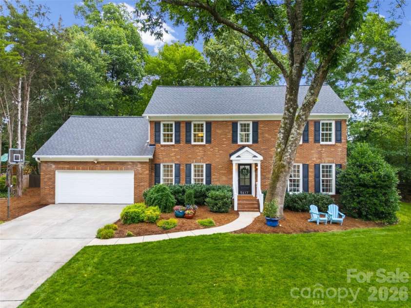 5617 Hillbrook Drive, Charlotte, NC 28226.  MLS# CAR4391314, YatesRealty ID 29738. 