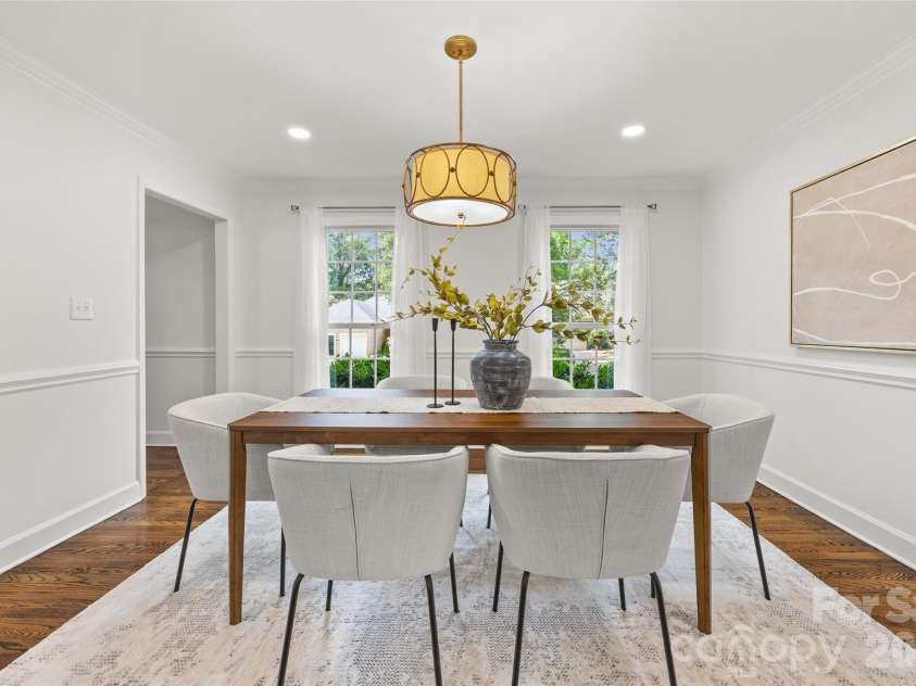 5617 Hillbrook Drive, Charlotte, NC 28226.  MLS# CAR4391314, YatesRealty ID 29738. 