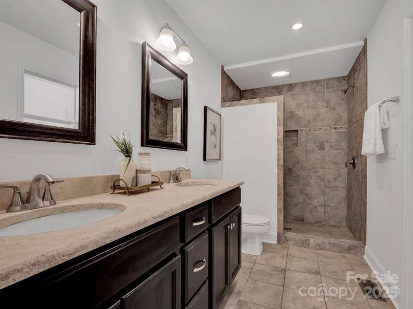 8301 Tifton Road, Charlotte, NC 28226.  MLS# CAR4275465, YatesRealty ID 29738. 