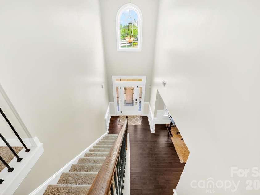 1518 Fieldwood Drive, Fort Mill, SC 29708.  MLS# CAR4392282, YatesRealty ID 29740. 
