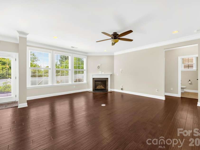 1518 Fieldwood Drive, Fort Mill, SC 29708.  MLS# CAR4392282, YatesRealty ID 29740. 