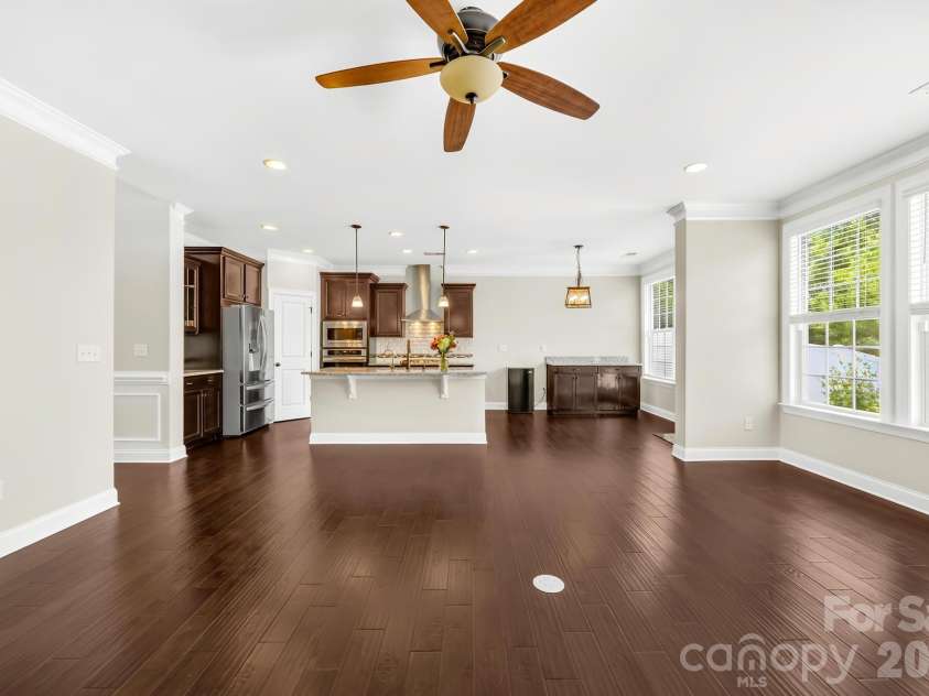 1518 Fieldwood Drive, Fort Mill, SC 29708.  MLS# CAR4392282, YatesRealty ID 29740. 