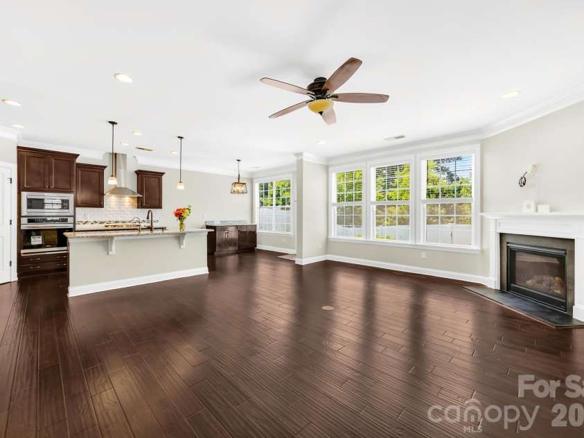 1518 Fieldwood Drive, Fort Mill, SC 29708.  MLS# CAR4392282, YatesRealty ID 29740. 