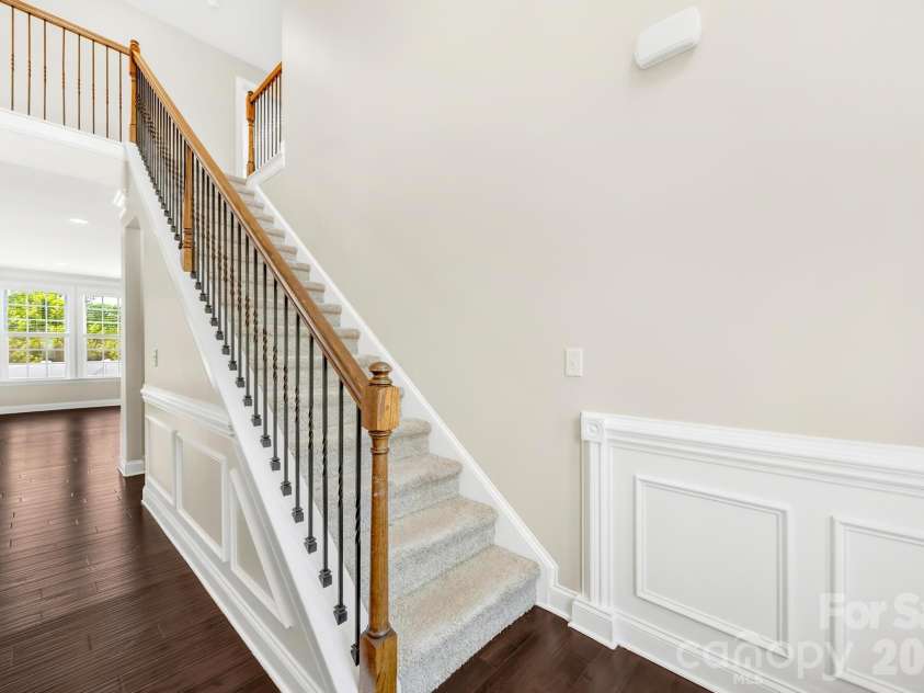 1518 Fieldwood Drive, Fort Mill, SC 29708.  MLS# CAR4392282, YatesRealty ID 29740. 