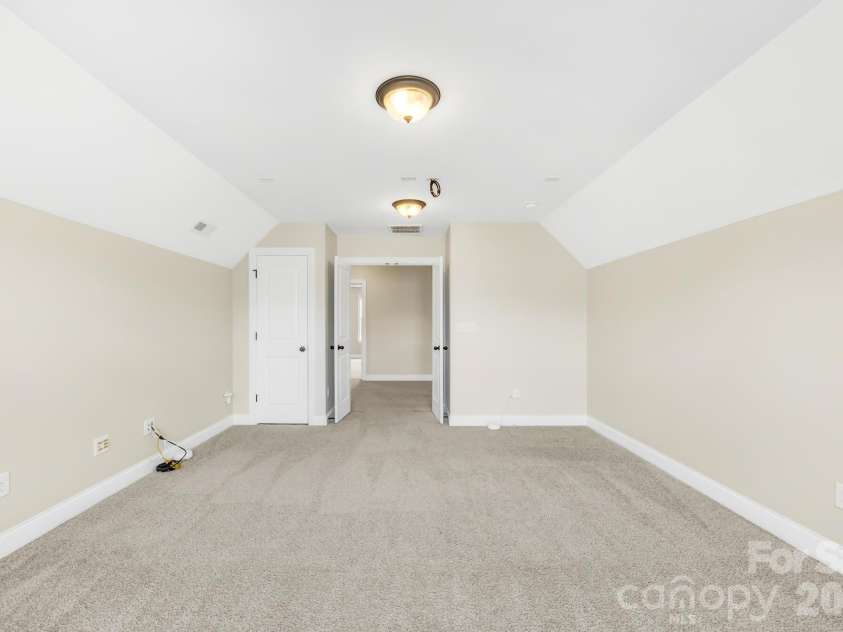 1518 Fieldwood Drive, Fort Mill, SC 29708.  MLS# CAR4392282, YatesRealty ID 29740. 