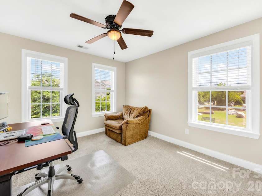 1518 Fieldwood Drive, Fort Mill, SC 29708.  MLS# CAR4392282, YatesRealty ID 29740. 