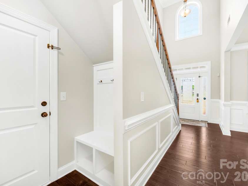 1518 Fieldwood Drive, Fort Mill, SC 29708.  MLS# CAR4392282, YatesRealty ID 29740. 